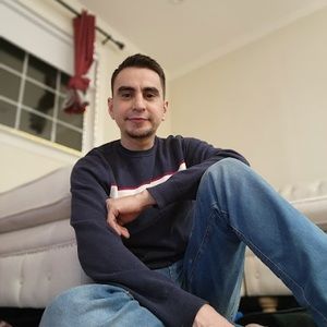 Meet your Posher, Diego mauricio